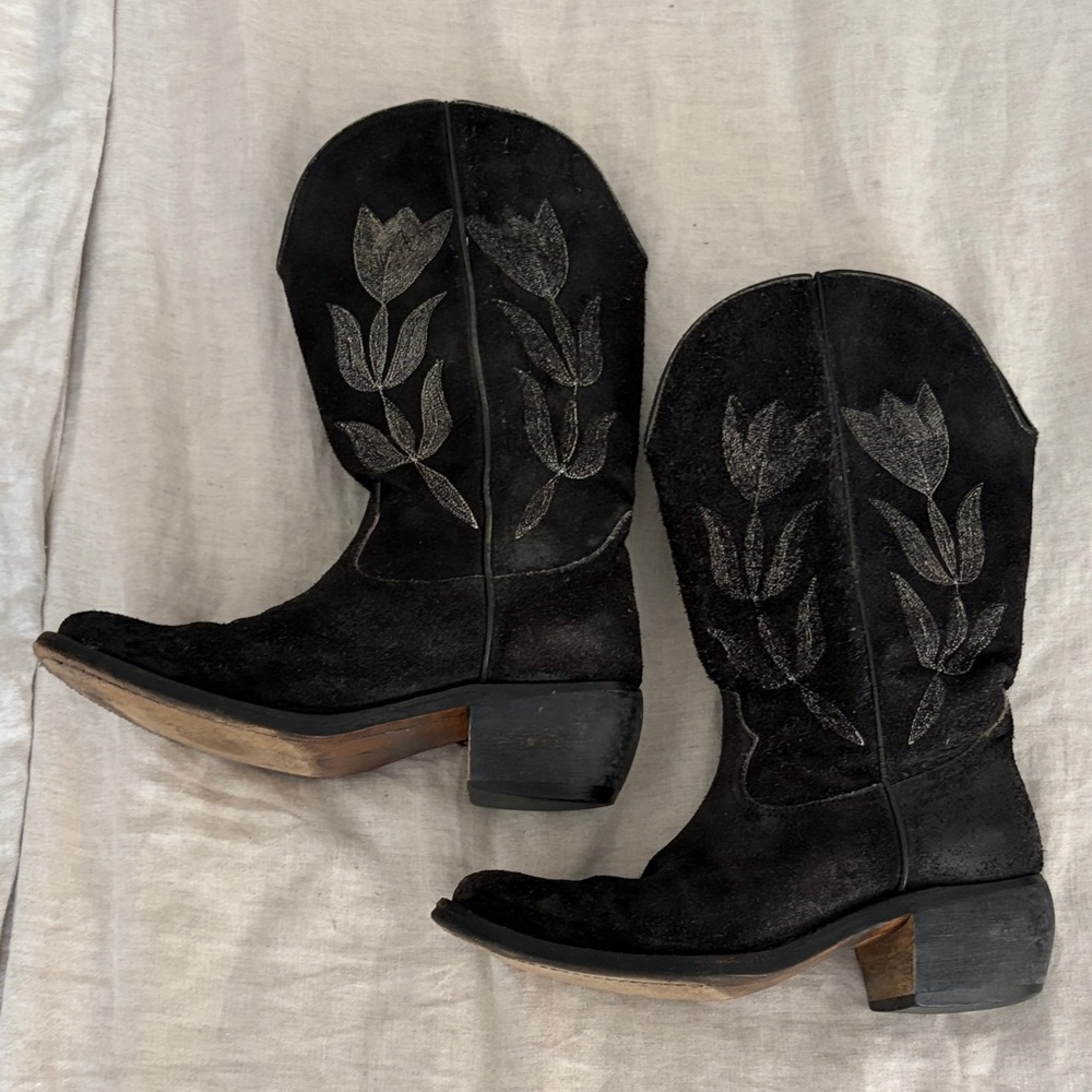 Golden Goose  Western Tulip Cowboy Boot - Picture 3 of 8